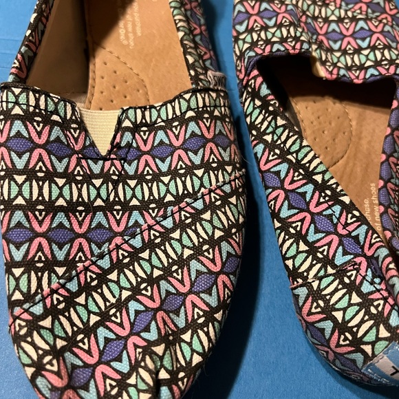 Gorgeous Toms, women's size 8 - Picture 3 of 6